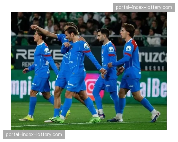 科隆2-2战平霍芬海姆,双方各踢半场好球,马拉两度扳平比分 科隆2-2战平霍芬海姆,双方各踢半场好球,马拉两度扳平比分