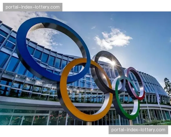 体育行业转播权传统确定性被打破，多平台战略成主流